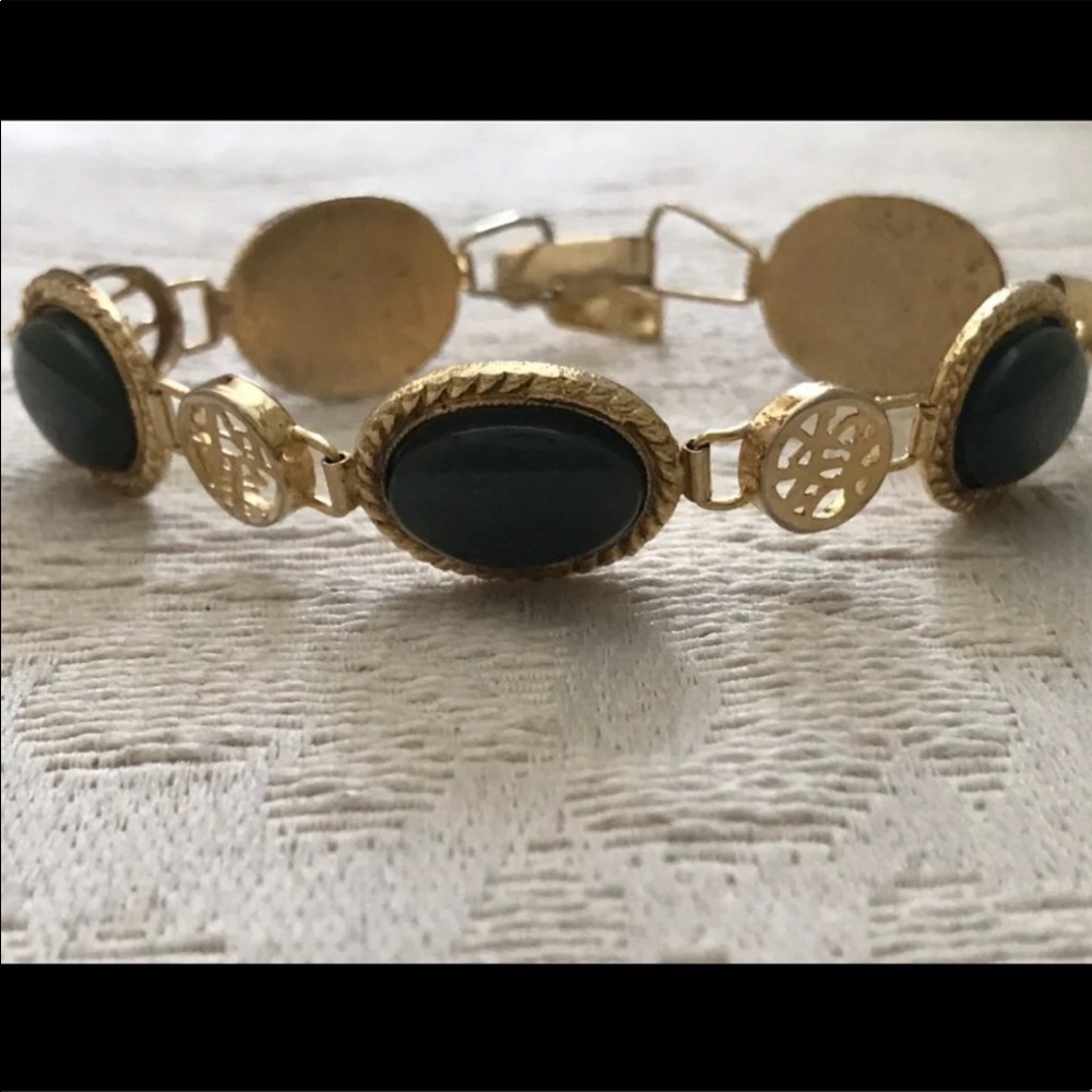 Jadeite bracelet